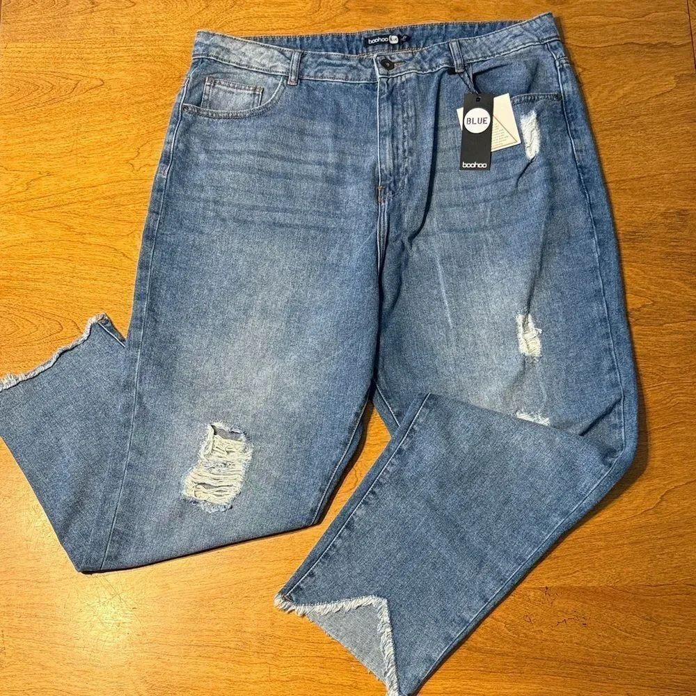 Boohoo Plus Distressed High Waist Mom Jeans